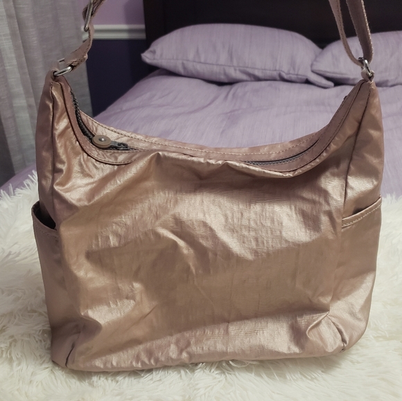New Kipling medium tote - Picture 2 of 7